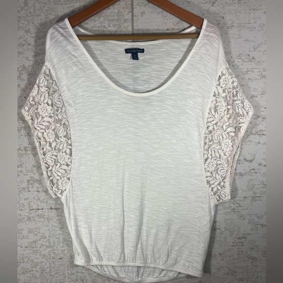 AMERICAN EAGLE Ivory Slouchy Oversized Boho Shirt w/ Lace Sleeves Size Small - Picture 1 of 7
